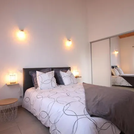 Joanesenea Bi بيت للعطل