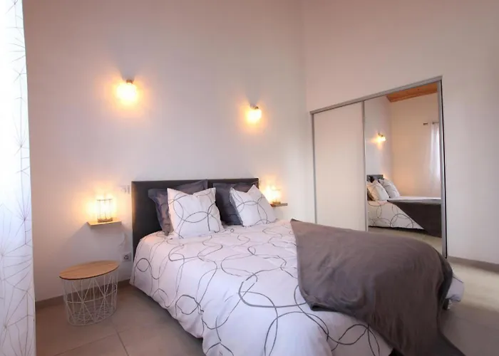 Joanesenea Bi بيت للعطل